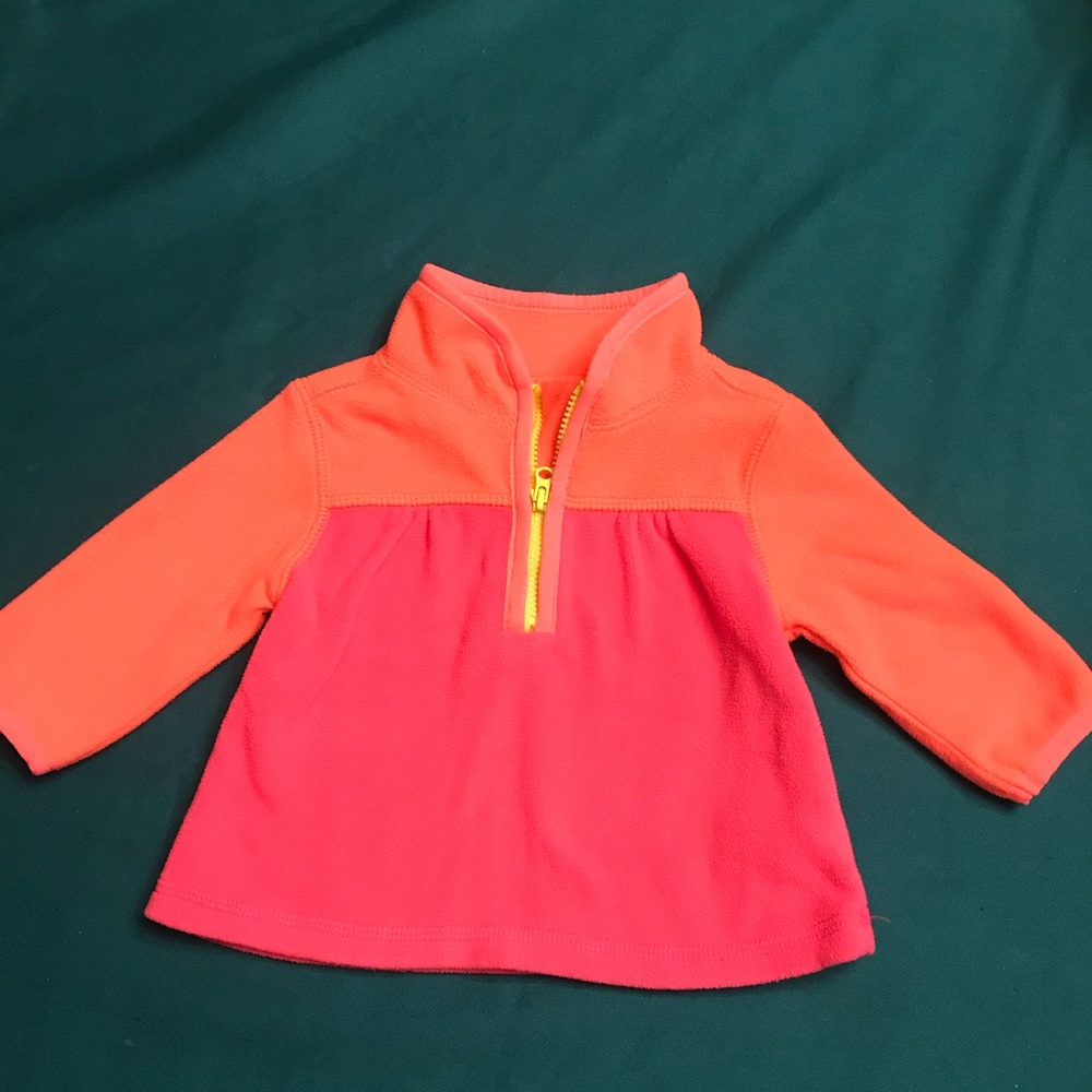 Like new OshKosh fleece for 6M infant💞